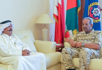 القائد العام  يستقبل أحمد بن محمد