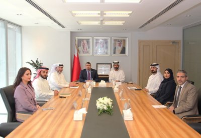 وزير "الكهرباء" رئيس مجلس "المناقصات" يستقبل سفير الإمارات لدى البحرين