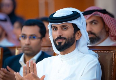 ناصر بن حمد: مشروع "أسري" للطاقة الشمسية يجسد الرؤية المستقبلية للمملكة في الابتكار البيئي والتحول للطاقة النظيفة