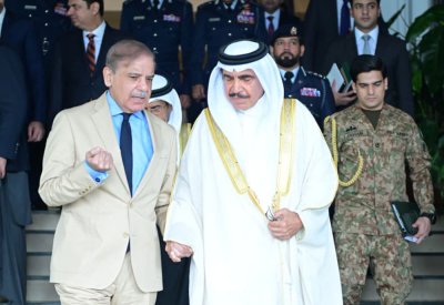 لقاءات مكثفة لوزير الداخلية خلال زيارته باكستان تعكس تميز علاقات البلدين