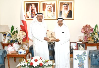 بن هندي يشيد بمضمون كتاب “بيت بوحجي”