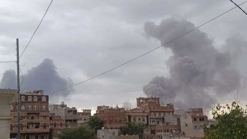 قصف إسرائيلي يستهدف مواقع للحوثيين في صنعاء