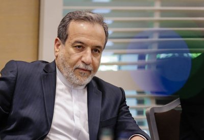 عراقجي: مخزون اليورانيوم المخصّب الإيراني "تحت الأنقاض"