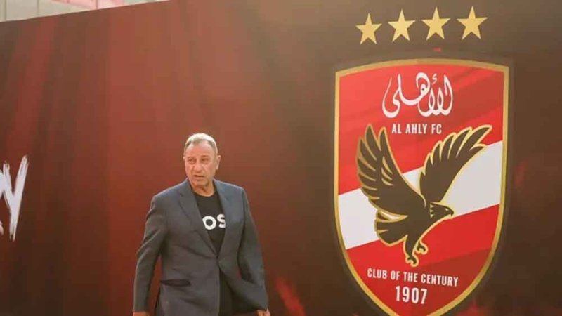 الخطيب لا يرد على اتصالات الأهلي.. ومجلس الحكماء يتدخل