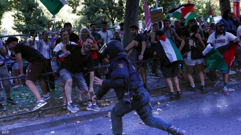 إسرائيل تهاجم سانشيز بعد تظاهرات مؤيدة لفلسطين