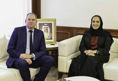 وزيرة الإسكان والتخطيط العمراني تستقبل سفير الجمهورية الإيطالية لدى مملكة البحرين