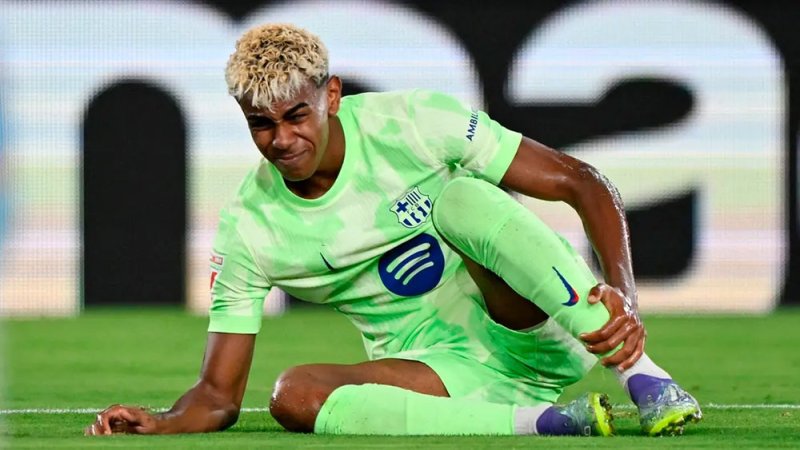 أزمة في برشلونة.. يامال يغيب عن مواجهة نيوكاسل