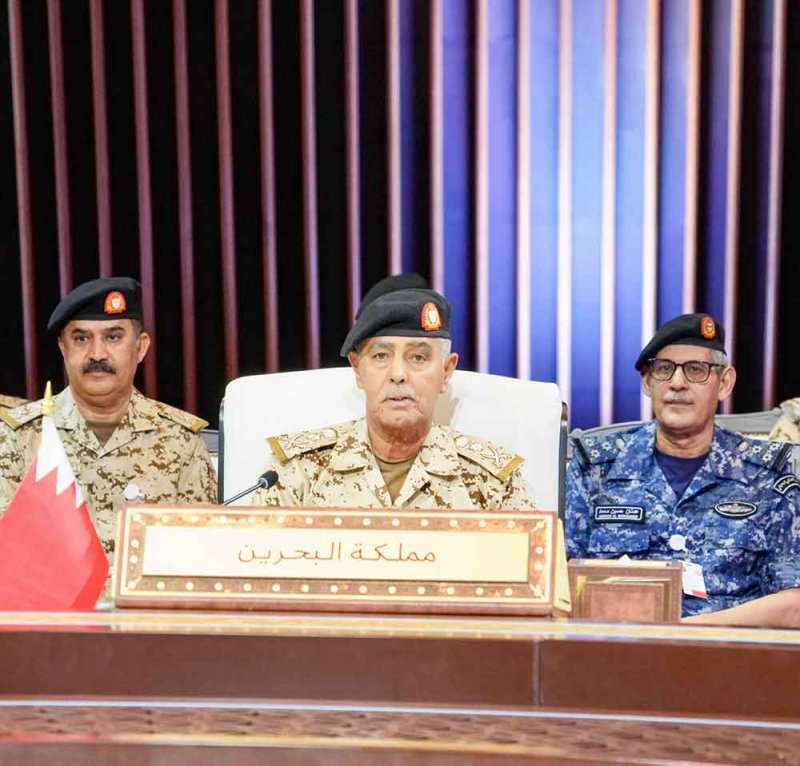 رئيس هيئة الأركان يترأس وفد البحرين في اجتماع رؤساء أركان دول مجلس التعاون بقطر