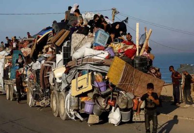 3 فرق من الجيش الإسرائيلي تهاجم غزة في وقت واحد.. والنزوح مستمر