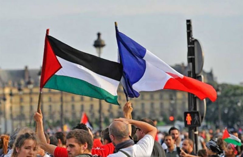 فرنسا تعترف بدولة فلسطين