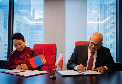 وزير الخارجية يلتقي مع وزيرة خارجية جمهورية منغوليا