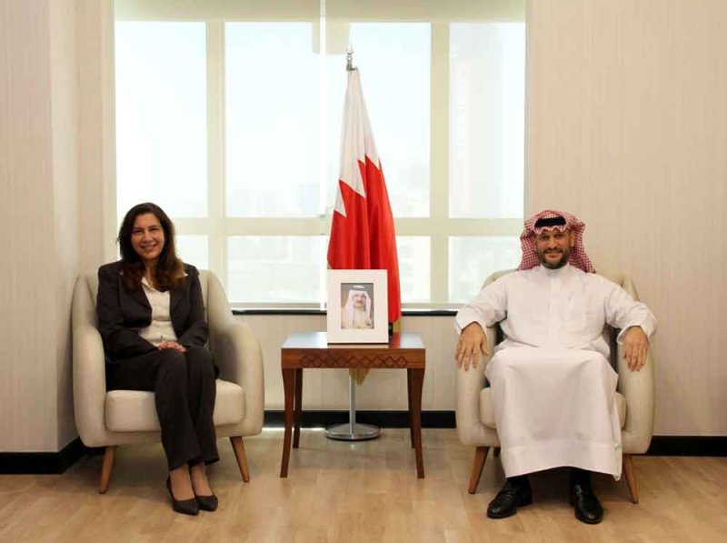 الرئيس التنفيذي لهيئة تنظيم سوق العمل يستقبل سفيرة جمهورية مصر العربية لدى مملكة البحرين
