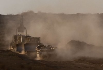 القوات الإسرائيلية تتوغل في عمق مدينة غزة