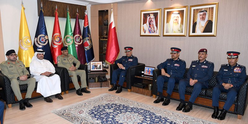 رئيس الأمن العام يستعرض التعاون والتنسيق في المجالات الأمنية مع باكستان