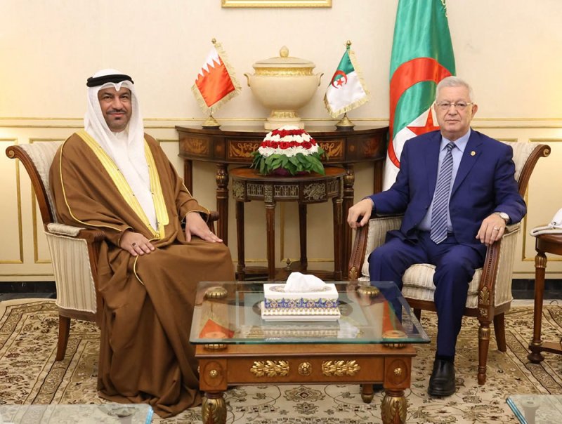 رئيس مجلس الأمة الجزائري يستقبل سفير البحرين ويبحثان تعزيز التعاون البرلماني