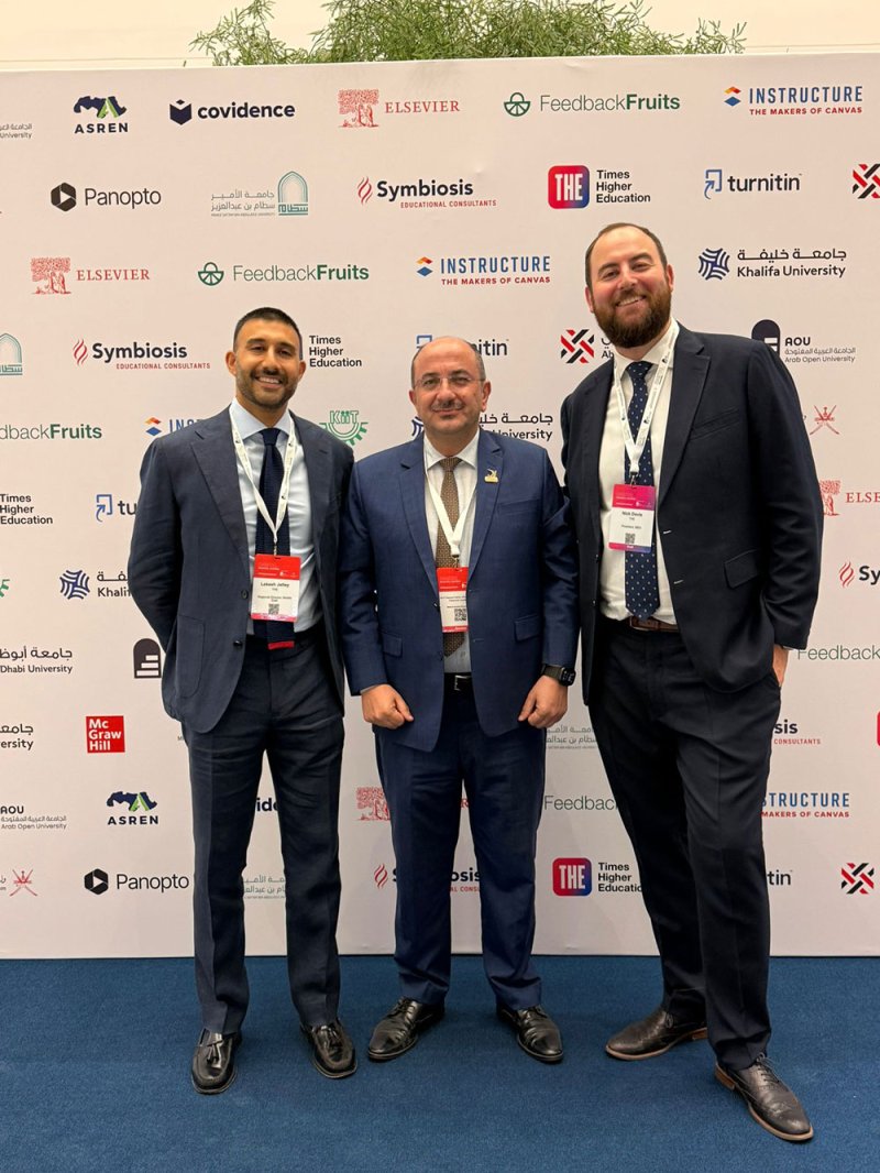الجامعة الخليجية تشارك في مؤتمر الجامعات الرقمية 2025 والفراس يؤكد أهمية التحول الرقمي والاستدامة