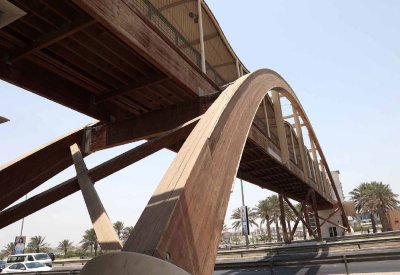 جسور جديدة للمشاة في قلالي والمحرق