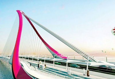 استعراض مستجدات الجسر بين عراد والمحرق