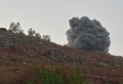 غارات على لبنان.. وإسرائيل "هاجمنا موقعاً لإنتاج الصواريخ"