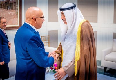 سمو ولي العهد في دولة الكويت يستقبل وزير الخارجية