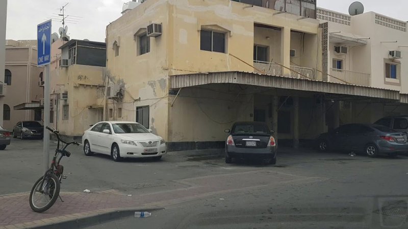لتثبيت اسم “فريج الحكومة” على مجمع 204 بالمحرق