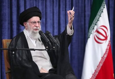 خامنئي بعد رفض تأجيل فرض العقوبات: لن نخضع للضغوط