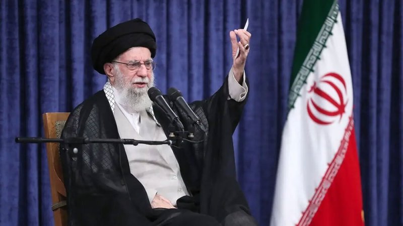 خامنئي بعد رفض تأجيل فرض العقوبات: لن نخضع للضغوط