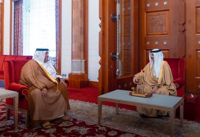 الملك المعظم يشيد بمتابعة تنفيذ مشروع جسر البحرين - قطر لتعزيز التكامل الاقتصادي