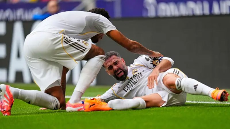 بعد أرنولد.. ريال مدريد يكشف مدة غياب كارفاخال