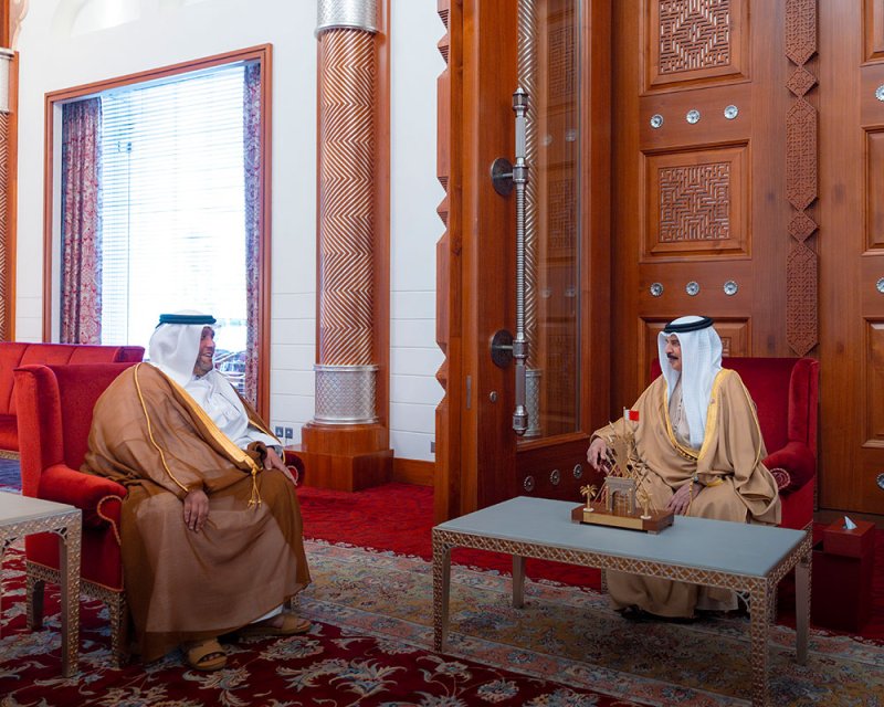 الملك المعظم يشيد بمتابعة تنفيذ مشروع جسر البحرين - قطر لتعزيز التكامل الاقتصادي