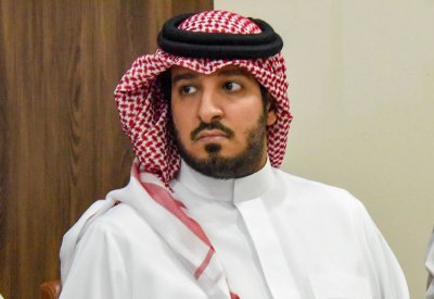 رئيس الاتحاد الملكي البحريني للفروسية وسباقات القدرةه يبحث مع وزير شؤون البلديات والزراعة سبل التعاون