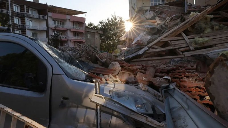 بعد "هزة" كوتاهيا.. خبراء يتوقعون زلزالاً أقوى وأخطر في تركيا