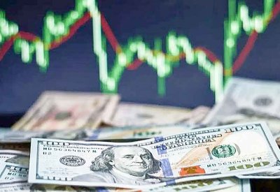 الدولار يتراجع متأثرا بمخاوف إغلاق الحكومة الأميركية ونظيره الأسترالي يرتفع