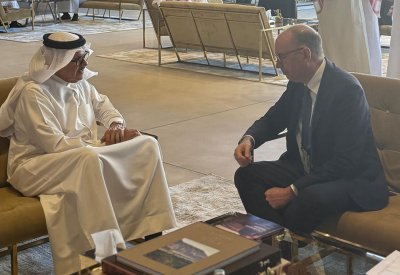 وزير الخارجية يلتقي وزير الدولة في وزارة التعاون الاقتصادي والتنمية في جمهورية ألمانيا