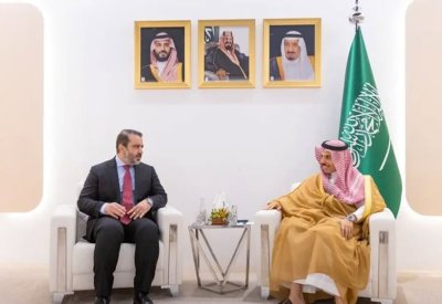 وزير الخارجية السعودي ونظيره السوري يبحثان العلاقات الثنائية في العٌلا