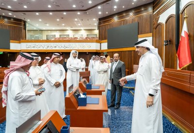 الأمين العام لمجلس النواب يقوم بجولة استطلاعية للقاعة الرئيسية للجلسات