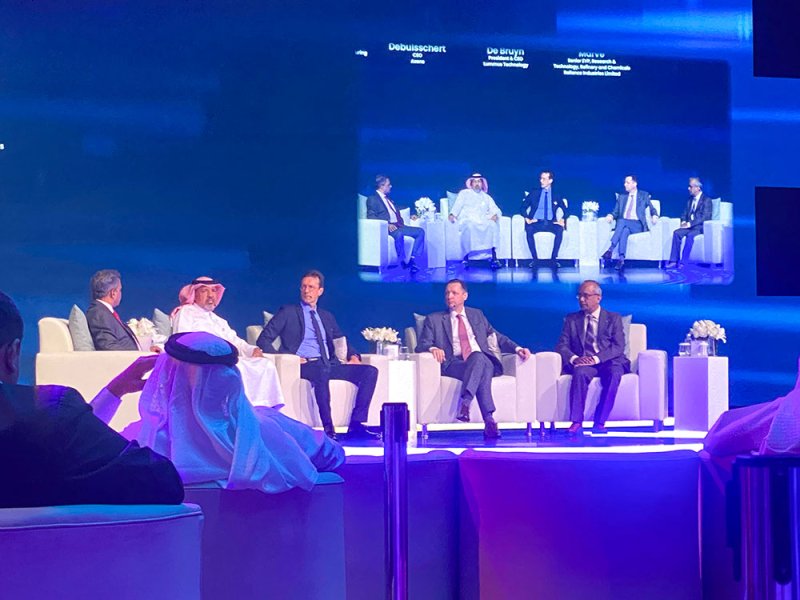 500 مليون طن الطلب على المواد الكيميائية الأساسية