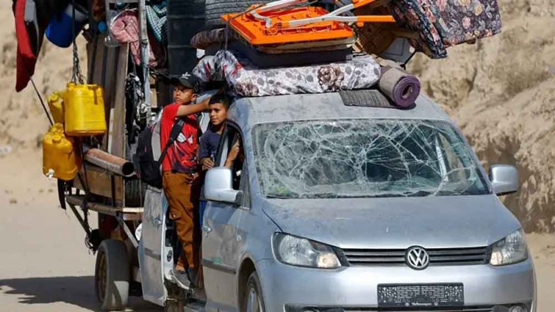 إعلام إسرائيلي: فرق أمنية تعد الخرائط لانسحاب الجيش من غزة