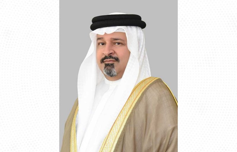 الشيخ أحمد بن محمد يهنئ سمو ولي العهد رئيس الوزراء بفوز فريق مكلارين بلقب الصانعين ببطولة العالم لسباقات فورمولا 1