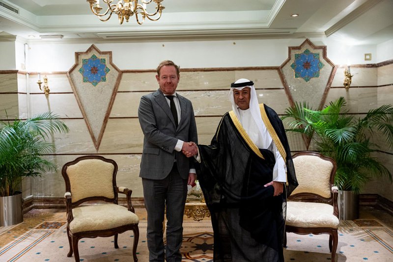 الأمين العام لمجلس التعاون ووزير خارجية مملكة هولندا يستعرضان أوجه العلاقات الخليجية - الهولندية