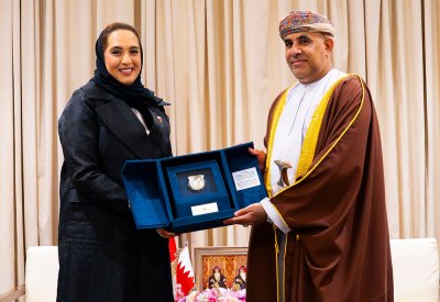 تعزيز التعاون بين البحرين ومسقط في المجال العمراني
