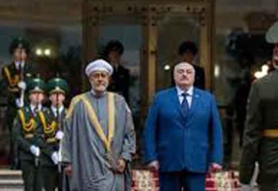 سلطان عُمان ورئيس بيلاروسيا يؤكدان في بيان مشترك أهمية تطوير التعاون