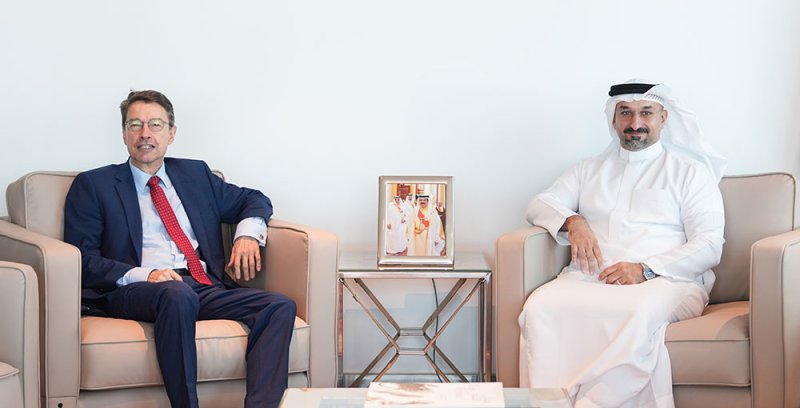 وزير الصناعة والتجارة يستقبل سفير جمهورية ألمانيا الاتحادية لدى مملكة البحرين