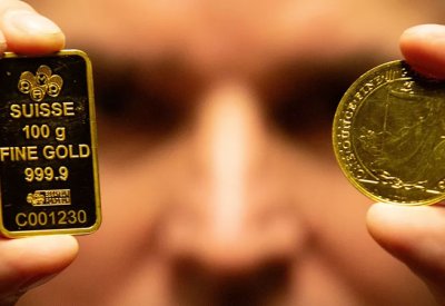 كيف تجاوز سعر الذهب 4000 دولار لأول مرة؟