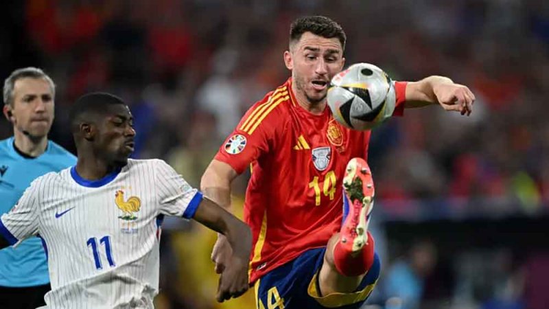 لابورت يعوض مدافع ريال مدريد في قائمة إسبانيا