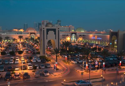 مجمع السيف – ضاحية السيف يطلق حملة "تسوّق واربح سيارة جينيسيس GV80"