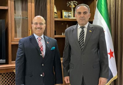 وزير الزراعة والإصلاح الزراعي السوري يستقبل سفير السفير البحريني