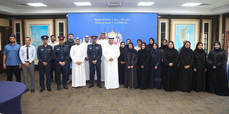 مكتب الوكيل المساعد للشئون الإدارية ينظم دورة "إدارة المشاريع" بالتعاون مع "الأشغال"