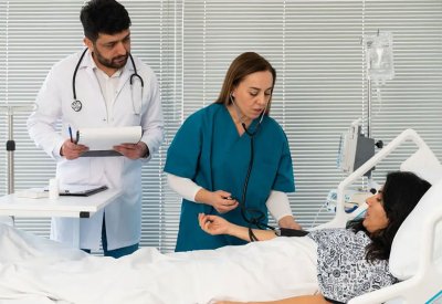 الصحة العالمية: ثلث أطباء وممرضي أوروبا يعانون الاكتئاب