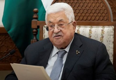 عباس: نأمل أن يسود الأمن والسلام بيننا وبين إسرائيل